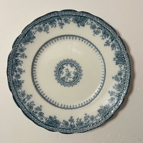 Vintage New Wharf Pottery Semi Porcelain Plates Made in England, 3 Plates - Picture 3 of 7